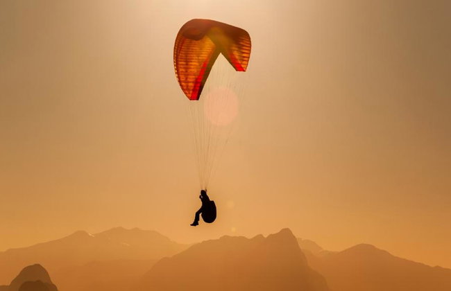 Experiencia de parapente biplaza - con traslados - Foto 3